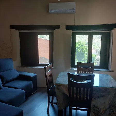 La Casita De La Abuela Juana Ovejuela